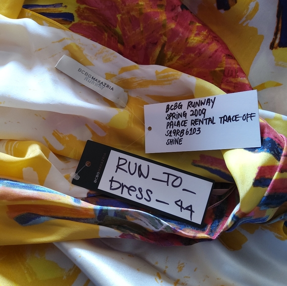 BCBGMAXAZRIA Gorgeous Vibrant Silk Runway Sample Dress - Picture 5 of 8
